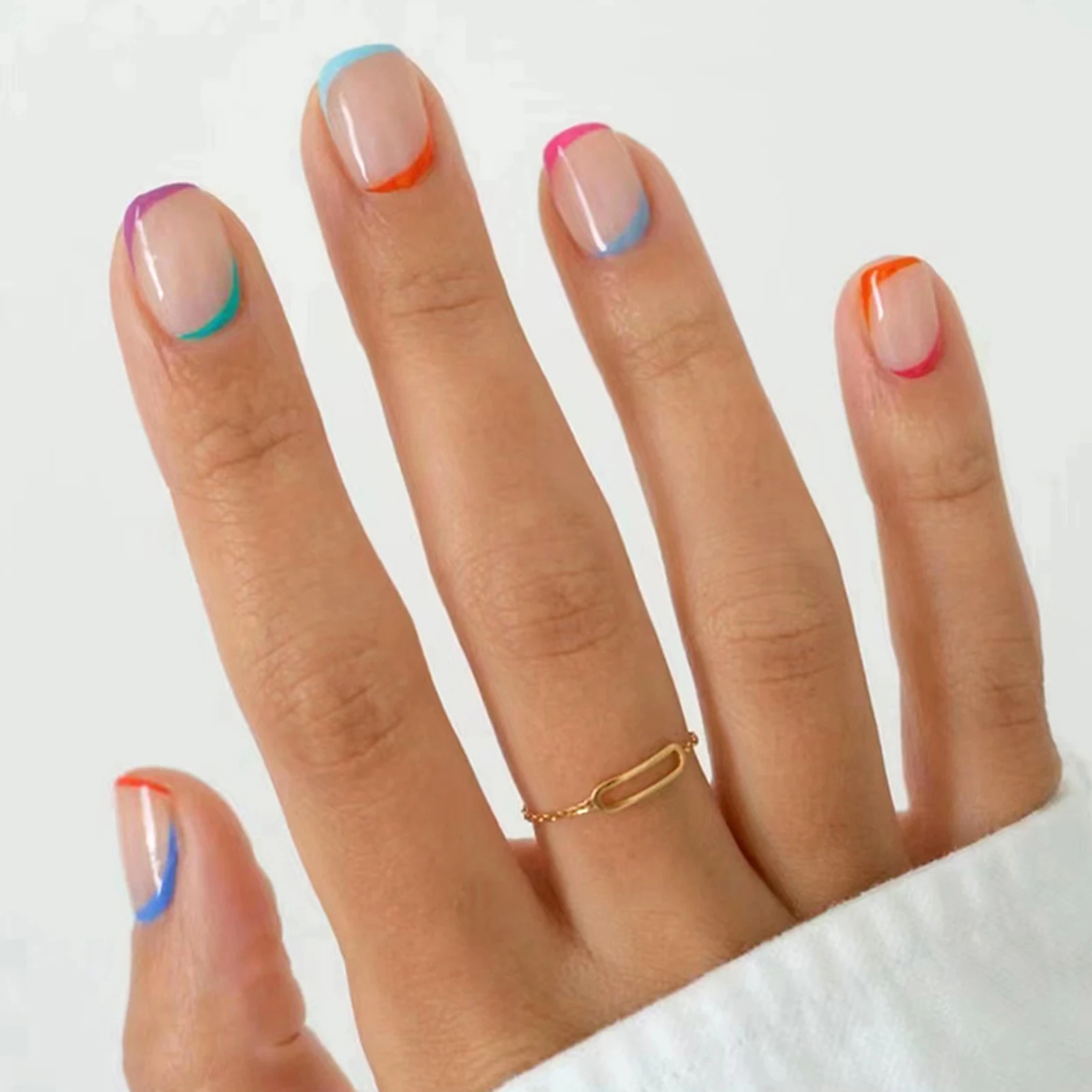 Цветни съвети къси фалшиви нокти очарователни удобни за носене маникюр нокти за жени и момиче нокти салон1